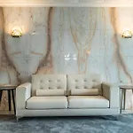Ton Hotel 3*