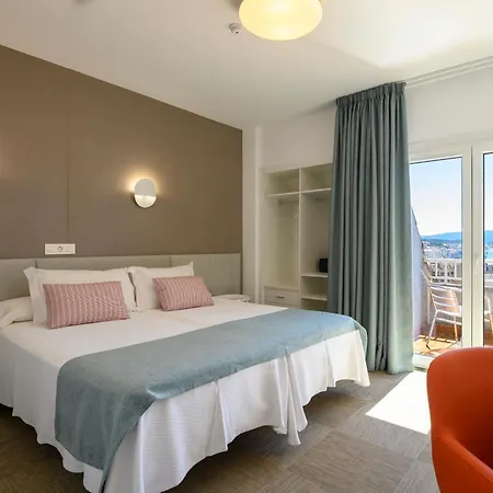 Ton Hotel
