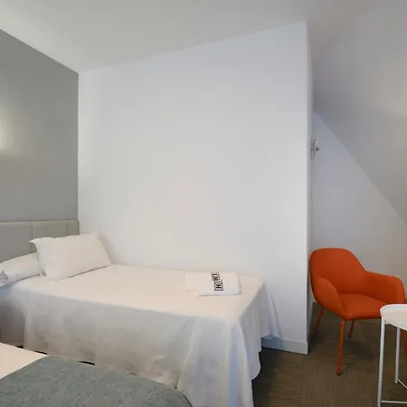 Ton Hotel