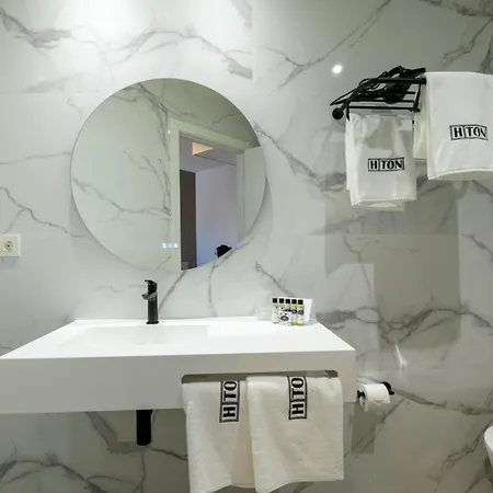 Hotel Ton 3*