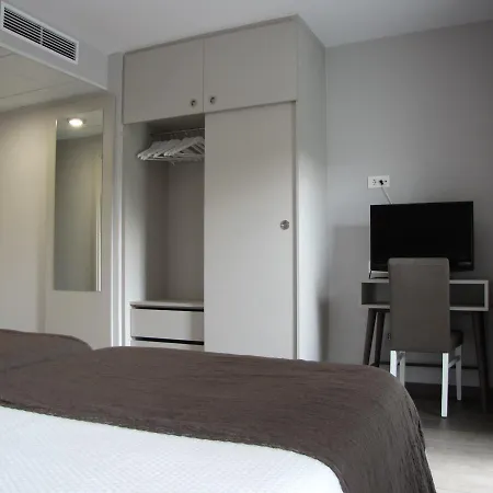 Hotell Ton 3*