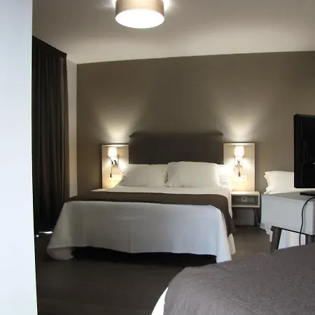 Hotell Ton 3*