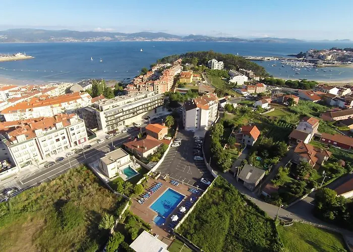 Ξενοδοχείο Ton 3*