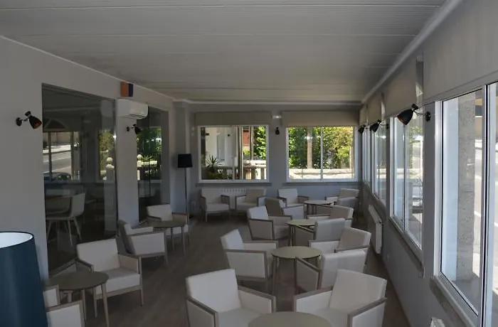 Отель Ton Санхенхо