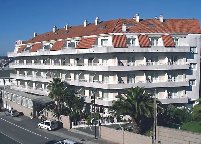 Ξενοδοχείο Ton 3*